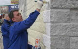 Особенности окраски фасадов домов из кирпича, дерева и по штукатурке