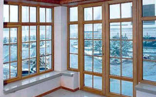 Деревянные окна для веранды – все, что необходимо знать при выборе