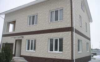 Отделка фасада дома цокольным сайдингом: особенности монтажа