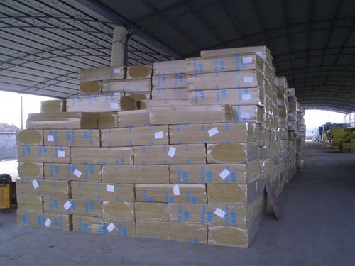 Минвата для фасада на складе