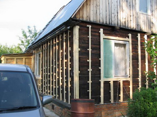 Обшивка старого дома профлистом