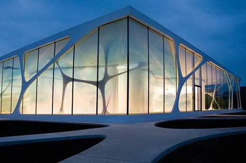 Остекление фасадов зданий