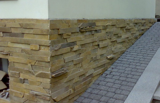 Отделка цоколя кирпичного дома 2