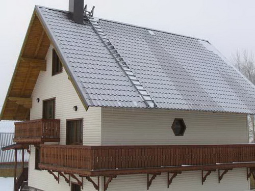 Отделка фасада дома сайдингом 3