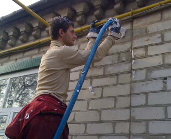 Утепление домов пеноизолом 4-1