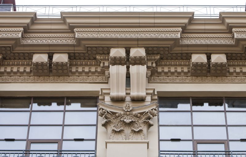 архитектурные элементы фасада здания