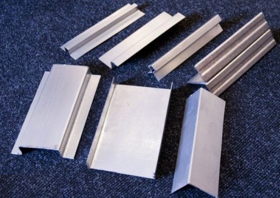 Виды профилей оцинкованных для вентилируемого фасада