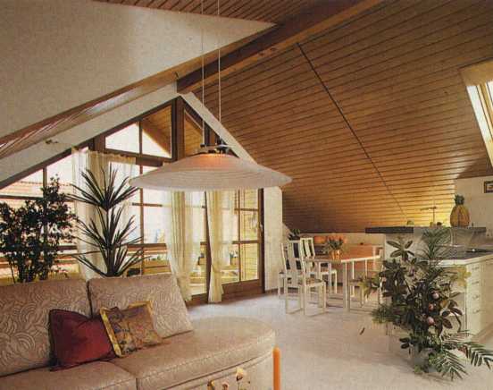 фасад дома с мансардой