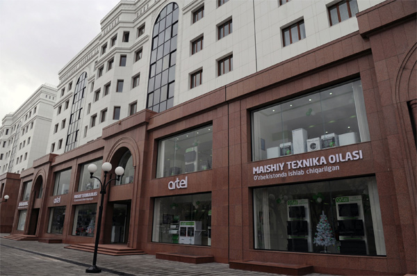 фасады многоэтажных домов