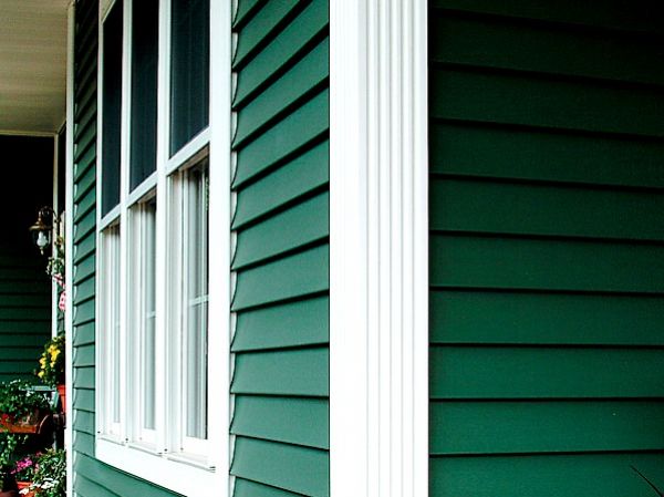 Фурнитура для внешней отделке может контрастировать с базовым цветом