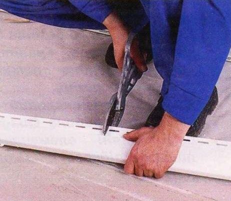 Отделка окон сайдингом