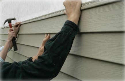 как обить деревянный дом сайдингом