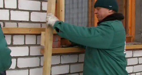 как обивать сайдингом