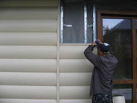 Обшивка бревенчатого дома блок хаусом