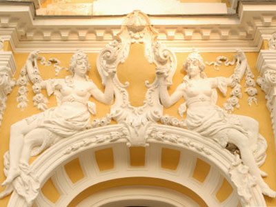 лепнина фасадная