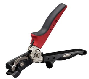 Новые отверстия просекают специальным перфоратором