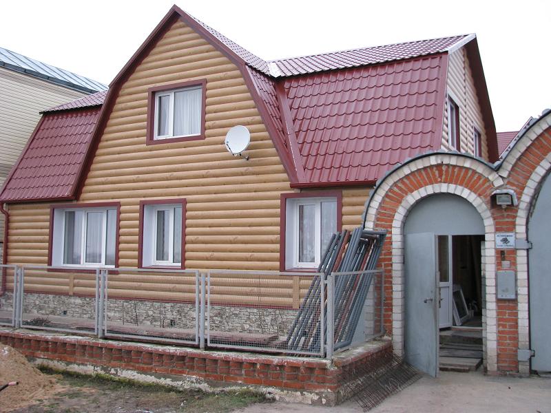 Облицовка дома Блок Хаусом из металла