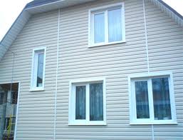 облицовка дома сайдингом