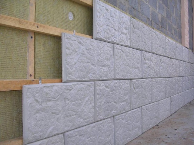 отделка фасада дома панелями под камень фото 0-1