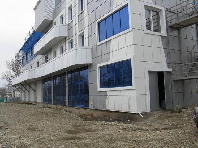 отделка фасадов общественных зданий