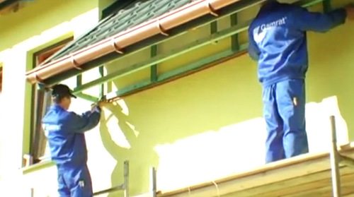 отделка карнизов сайдингом