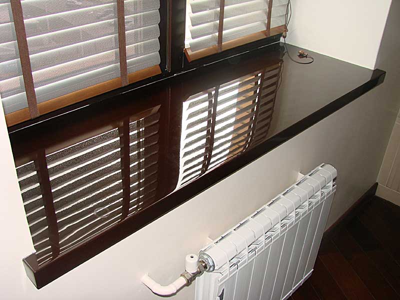 Перед тем как установить подоконники, ознакомьтесь с их разновидностями