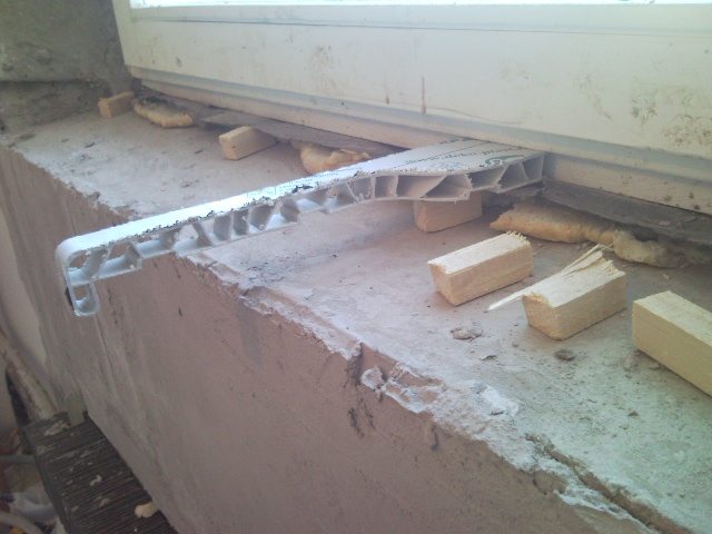 Подбираем подкладки под окно