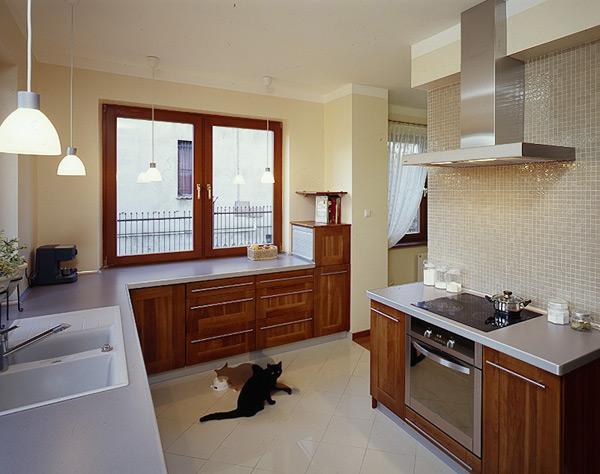 Подоконник на кухне