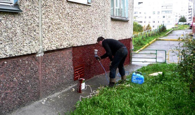красим цоколь