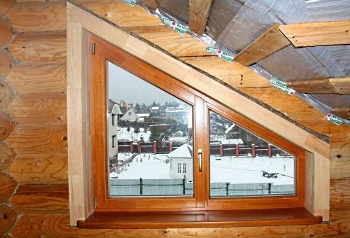 Правильно сделанная обсада фактически выполняет функции откосов и имеет отличный внешний вид, как изнутри, так и снаружи