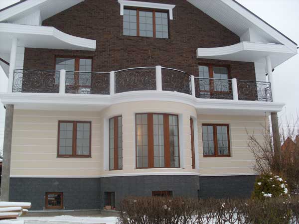 рустованный фасад