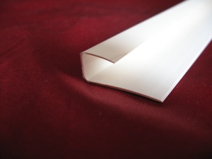 Стартовый профиль для панелей ПВХ - начинаем отделку фасада панелями 1