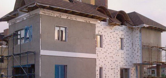 Утепление деревянного дома снаружи пенопластом 3