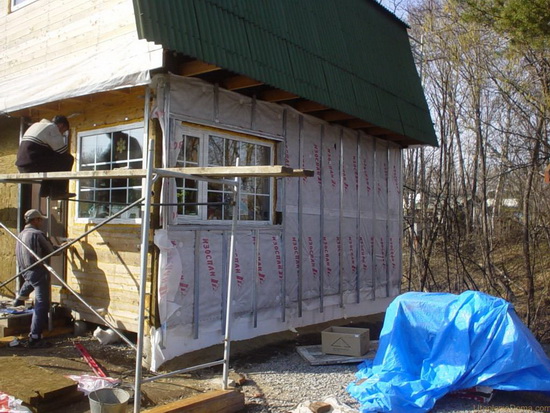 Утепление деревянного дома снаружи пенопластом 5