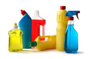 Можно ли мыть сайдинг моющими средствами